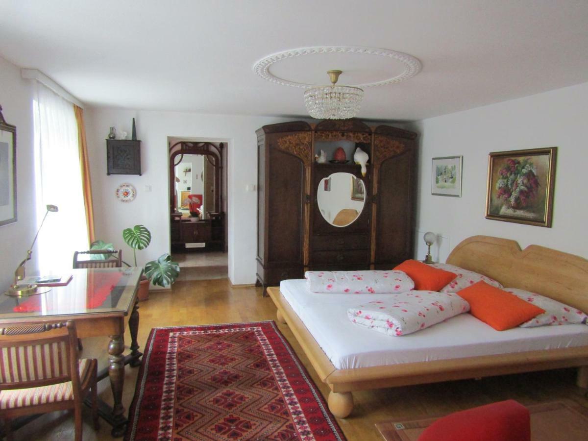 Villa Kreuthhof Appartements โคลสเตนอบวร์ก ภายนอก รูปภาพ